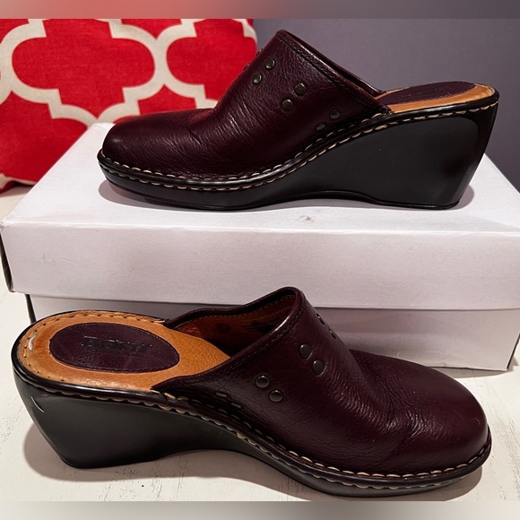 Born Red Leather Mules with Wedge Heel and Chunky Sole - Picture 1 of 9